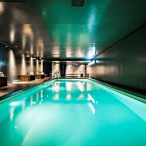 4* Hotel Saint James Albany Spa